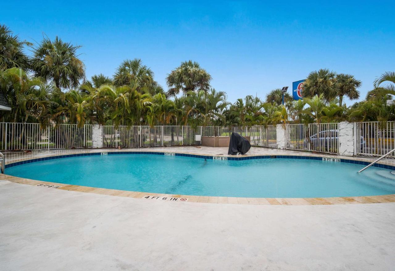 Motel 6-Fort Myers, Fl North Fort Myers Exterior foto
