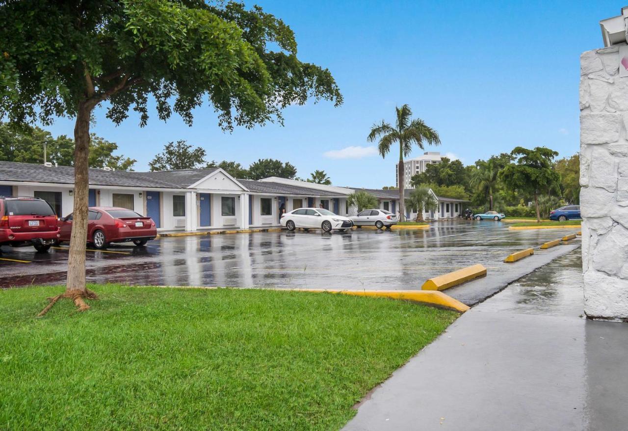 Motel 6-Fort Myers, Fl North Fort Myers Exterior foto